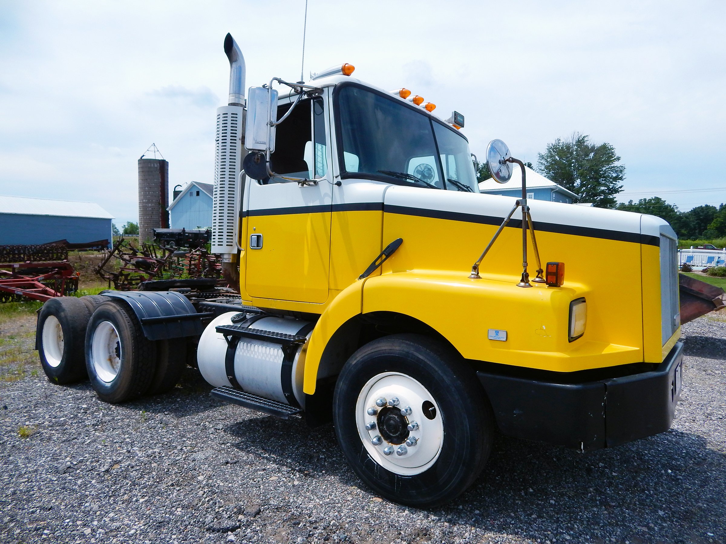 Property photo 9 - FARM EQUIPMENT AUCTION IN ST. JOSEPH COUNTY, INDIANA